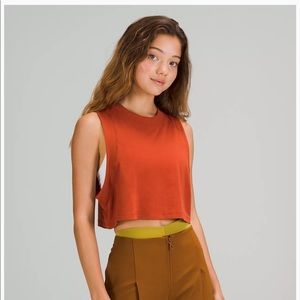 Lululemon cropped tank